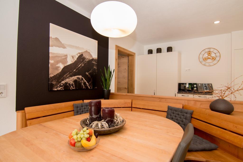 Haus Arnold - Privatzimmer Und Ferienwohnungen Sillian Eksteriør bilde