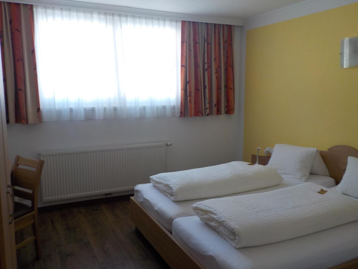 Haus Arnold - Privatzimmer Und Ferienwohnungen Sillian Eksteriør bilde