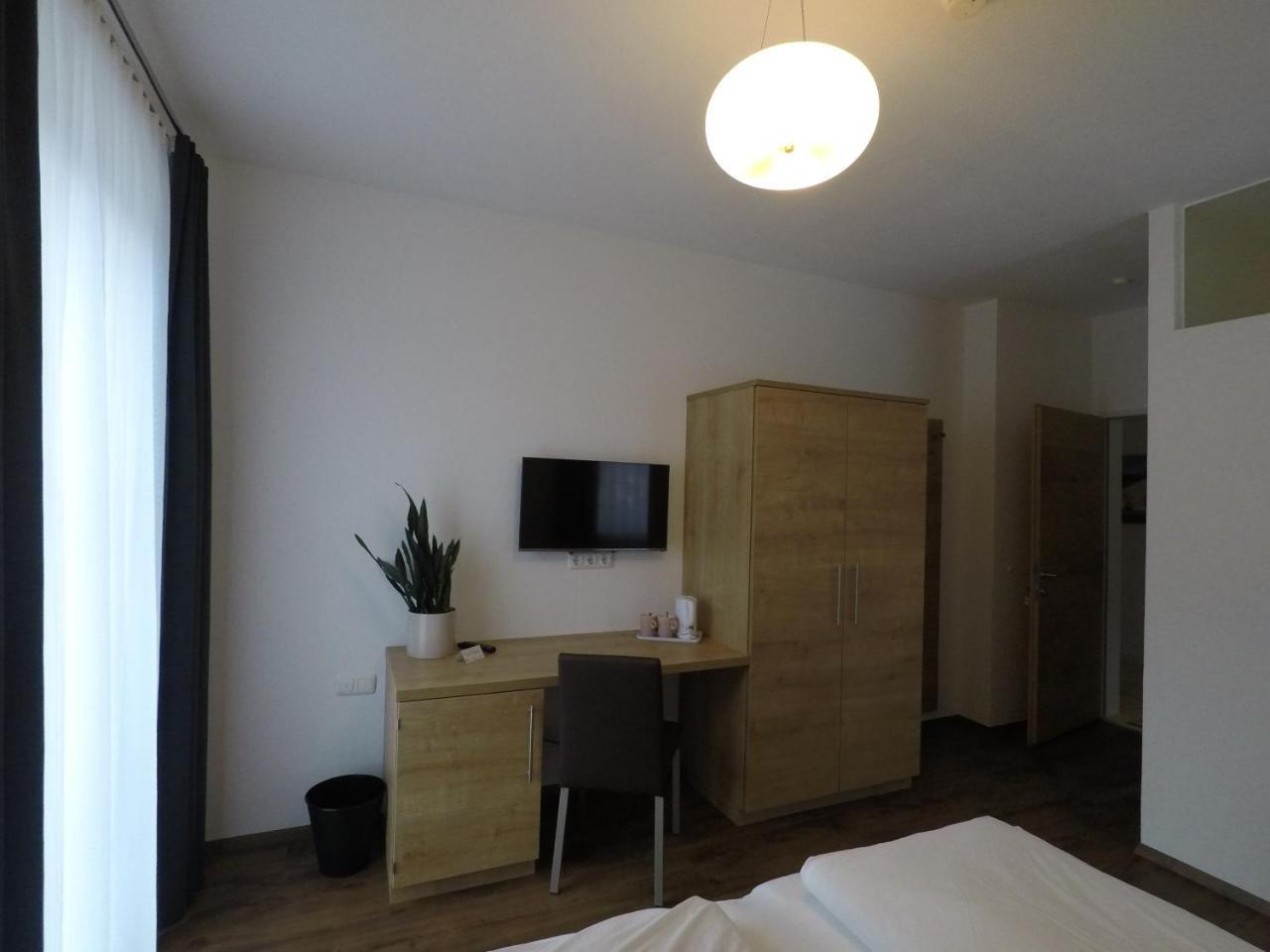 Haus Arnold - Privatzimmer Und Ferienwohnungen Sillian Eksteriør bilde