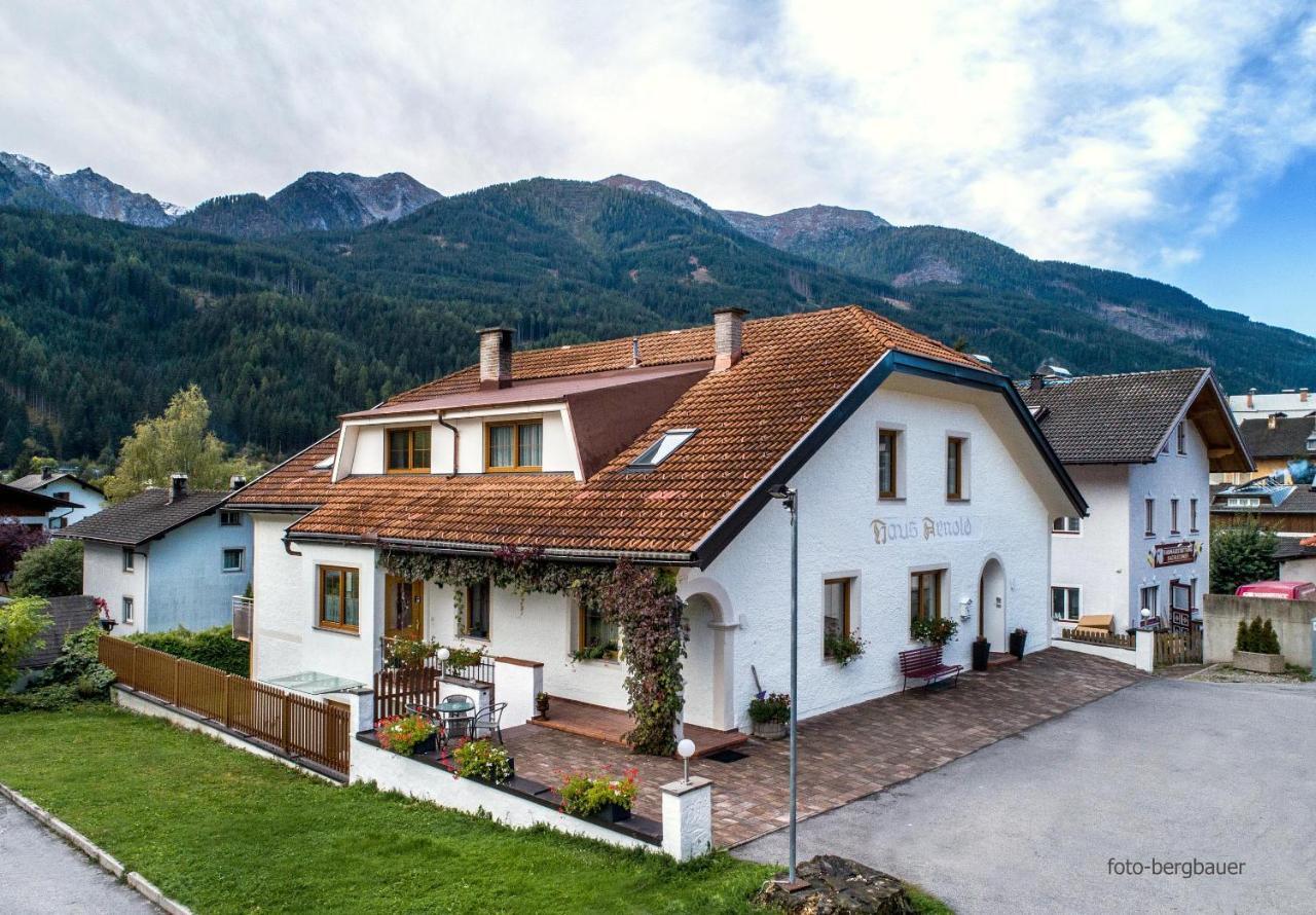 Haus Arnold - Privatzimmer Und Ferienwohnungen Sillian Eksteriør bilde