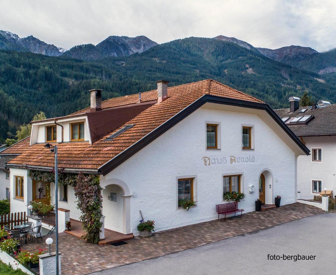Haus Arnold - Privatzimmer Und Ferienwohnungen Sillian Eksteriør bilde