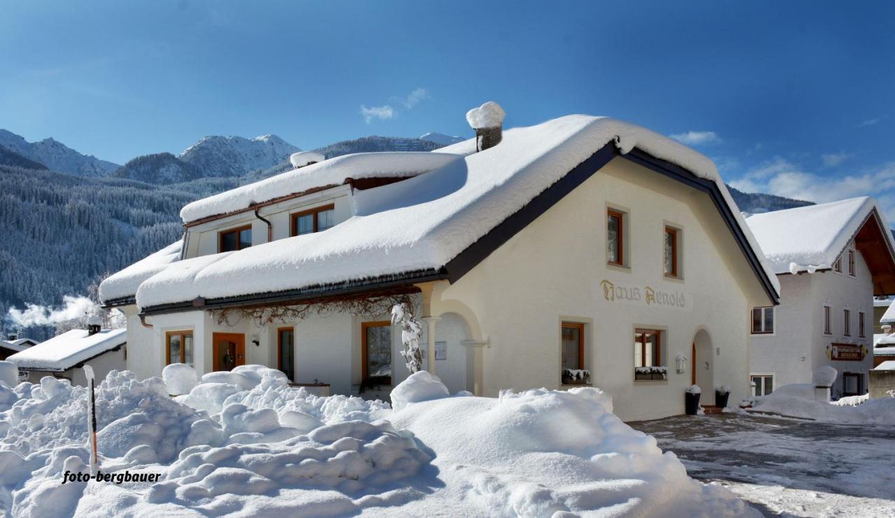 Haus Arnold - Privatzimmer Und Ferienwohnungen Sillian Eksteriør bilde